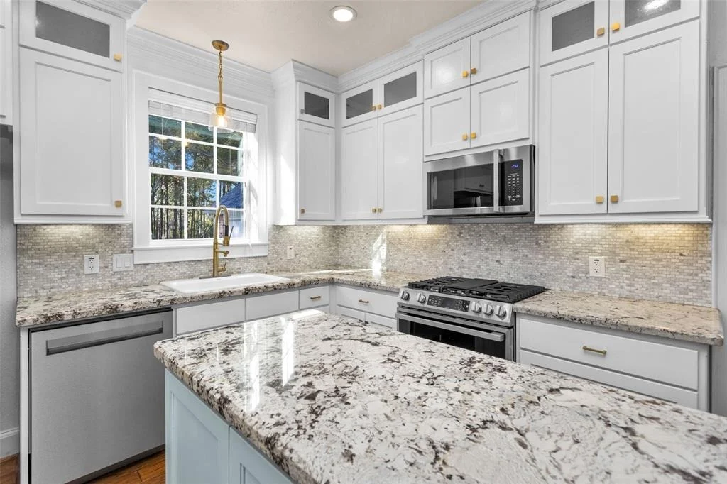 Photo of 14511 Hillside Lane