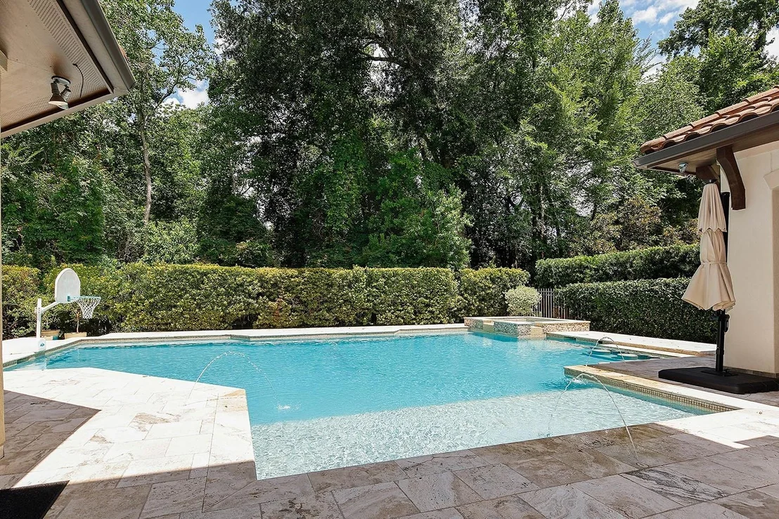 Photo of 11 Karsten Creek Court