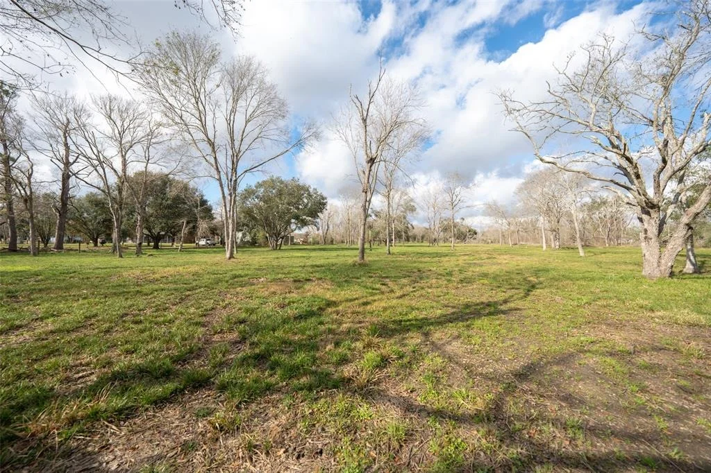 Photo of 17810 Oak Meadow Road