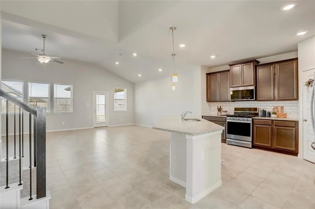 Photo of 10855 Cliffs View Drive