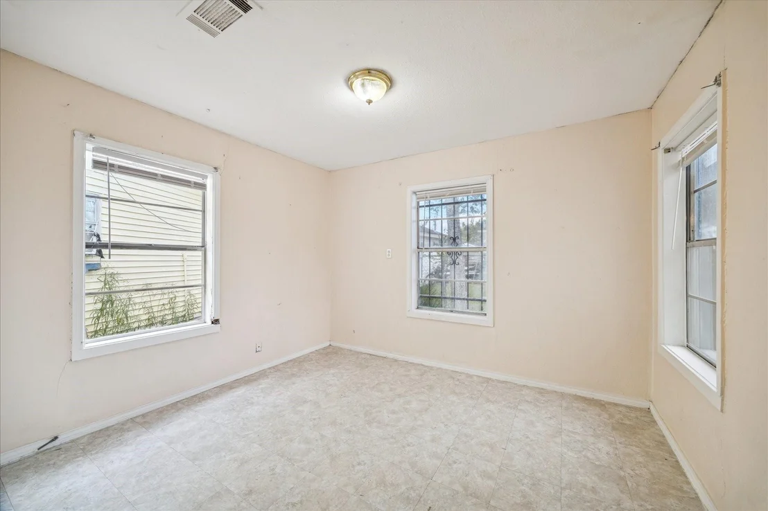 Photo of 1513 Thomas Avenue