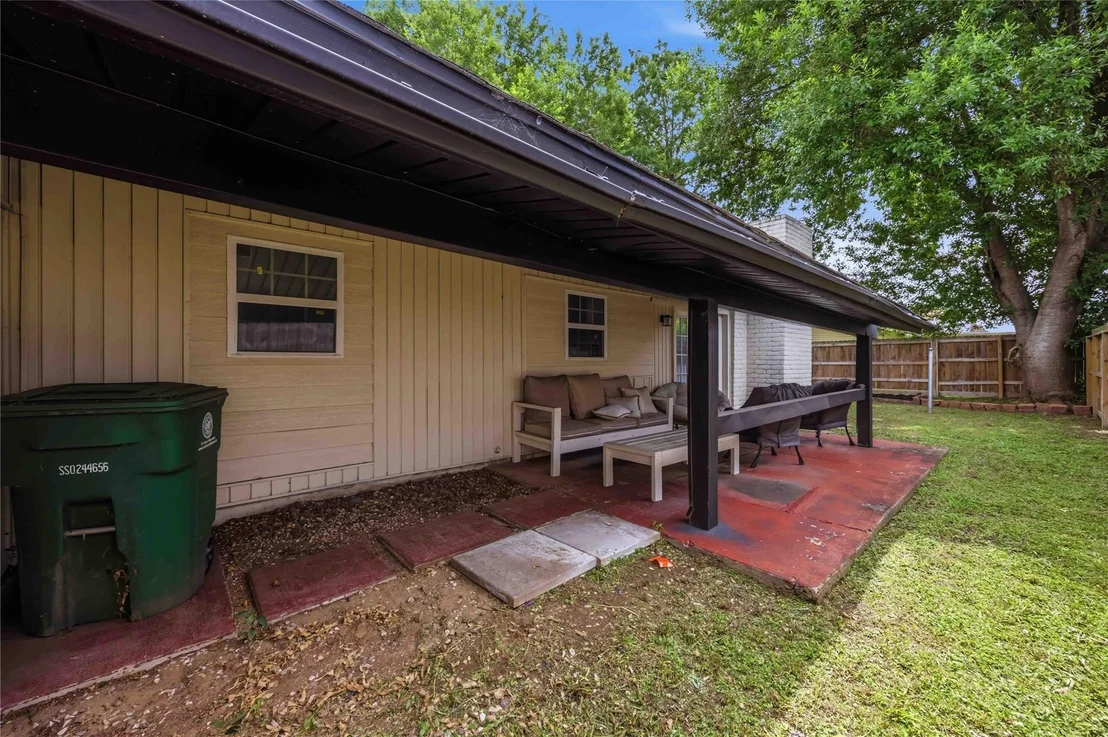 Photo of 15807 Danford Drive