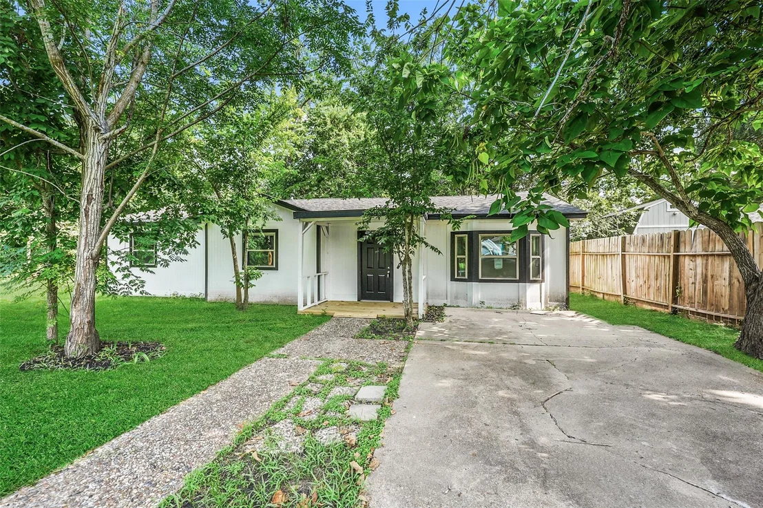 Photo of 725 Lafayette Street