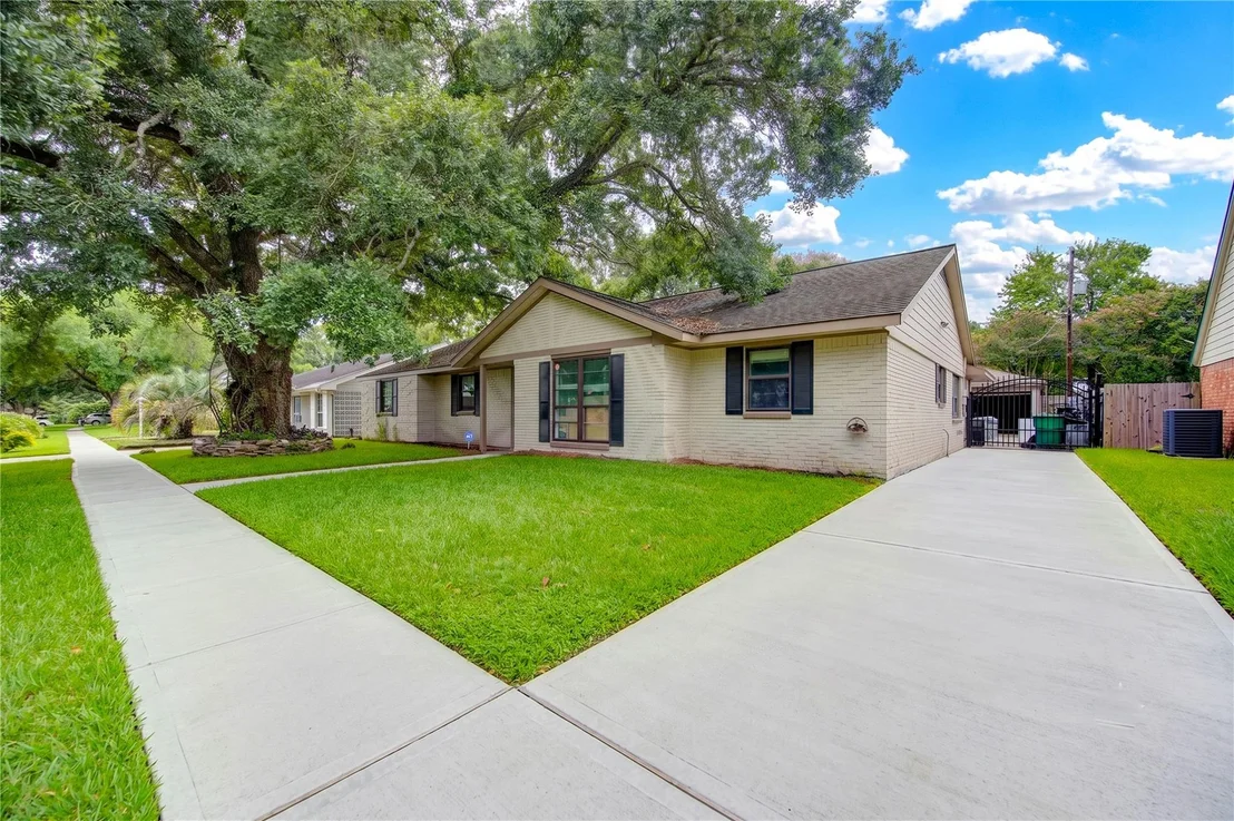 Photo of 2117 Willow Wisp Drive