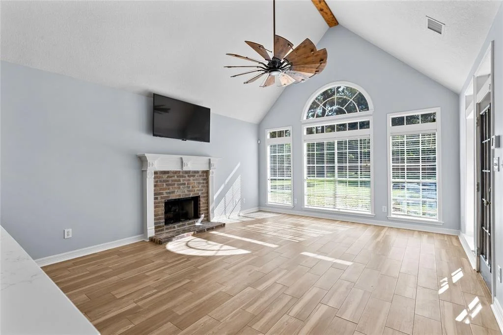 Photo of 32430 Edgewater Drive