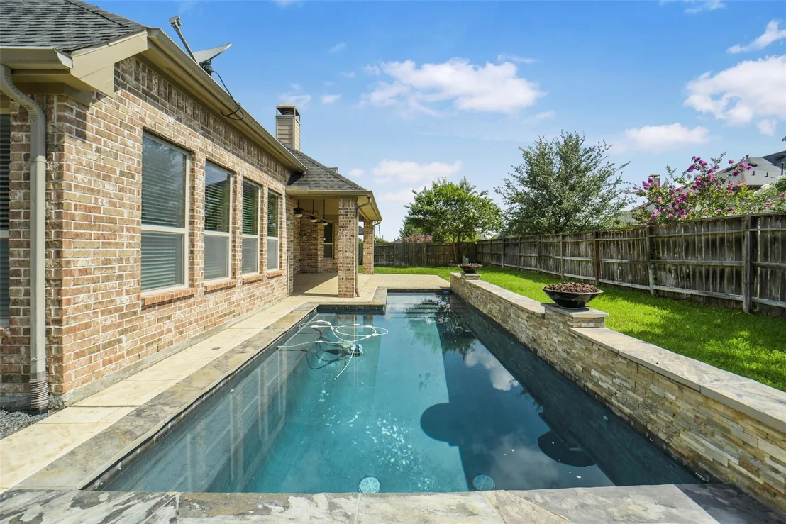 Photo of 2307 Draycutt Drive