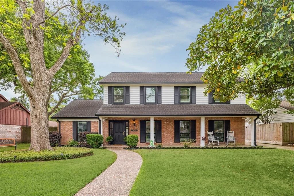 Photo of 14707 Carolcrest Drive