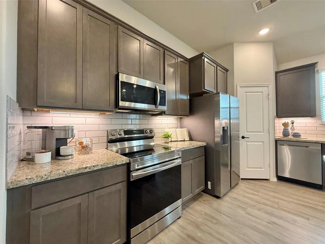 Photo of 13051 Clearview Drive