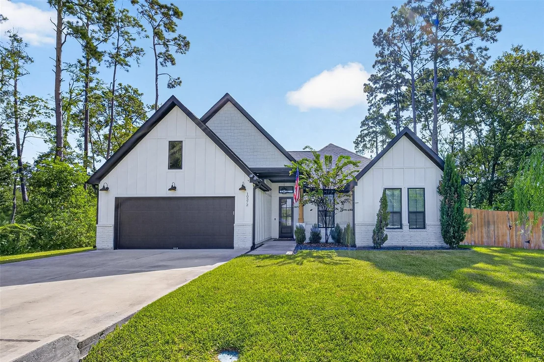 Photo of 10372 Fairview Drive