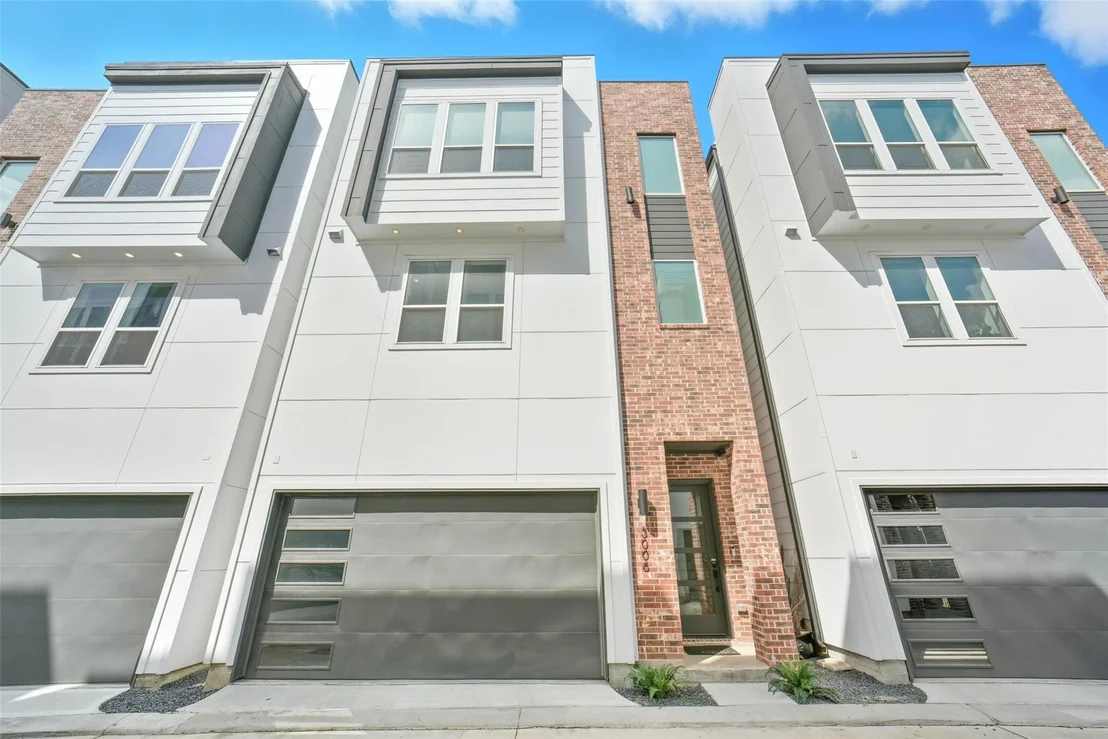 Photo of 3006 Lamar Street