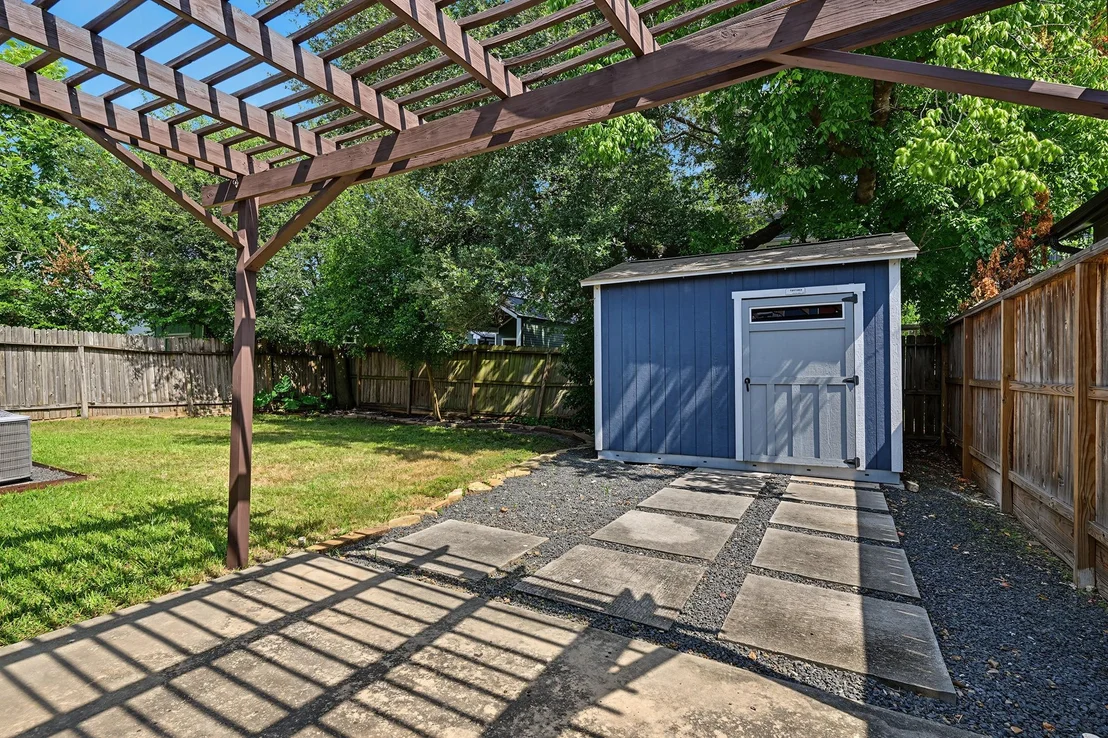 Photo of 1721 Airline Drive