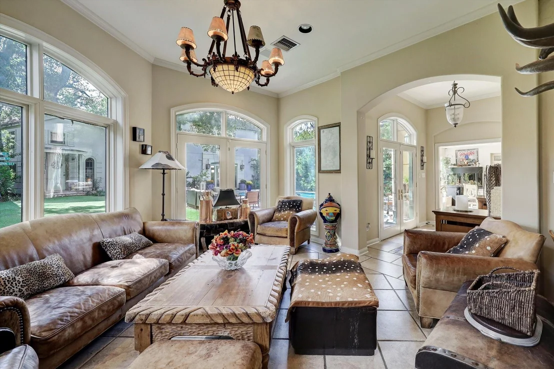 Photo of 3831 Del Monte Drive