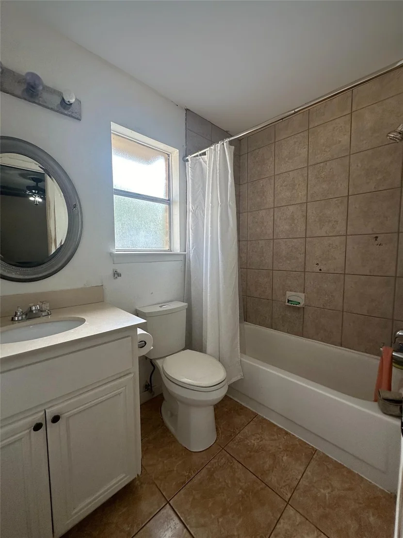 Photo of 7238 Londres Drive