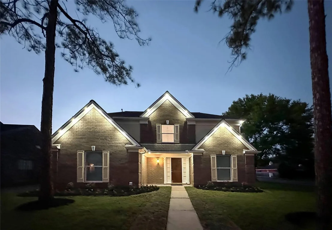 Photo of 15202 Delbarton Drive