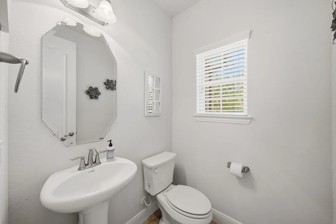 Photo of 3396 Wooded Lane