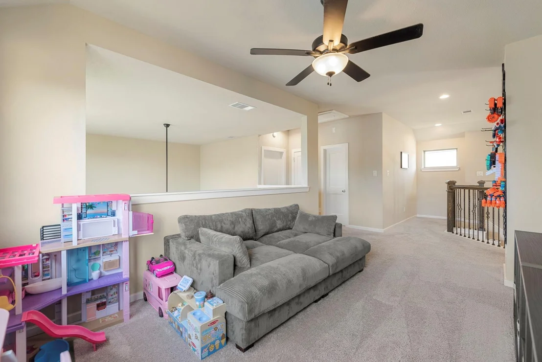 Photo of 337 Andes Drive