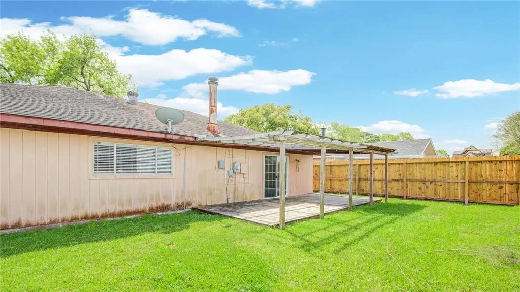 Photo of 9831 Shell Rock Road