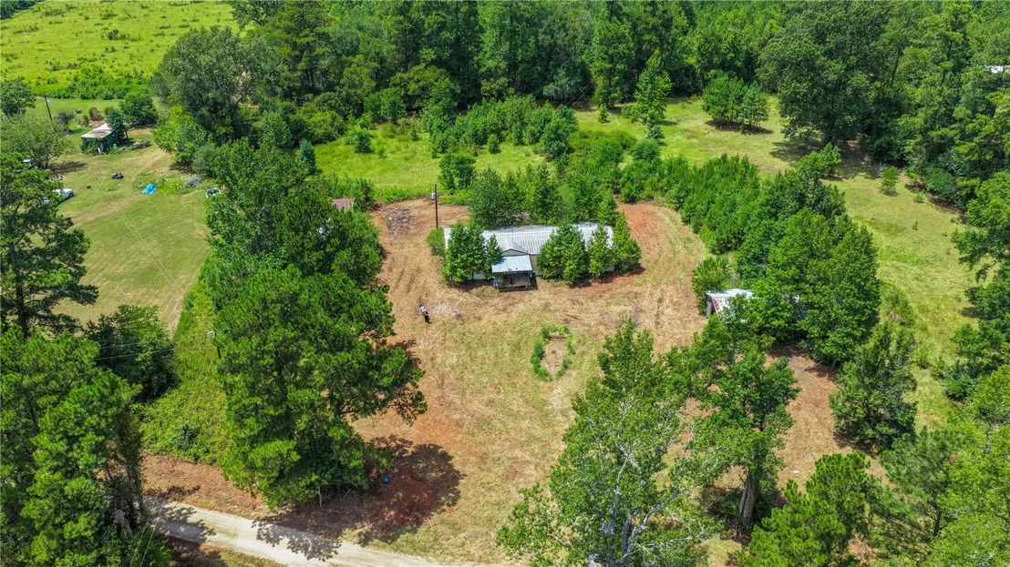 Photo of 2796 Helmic Road
