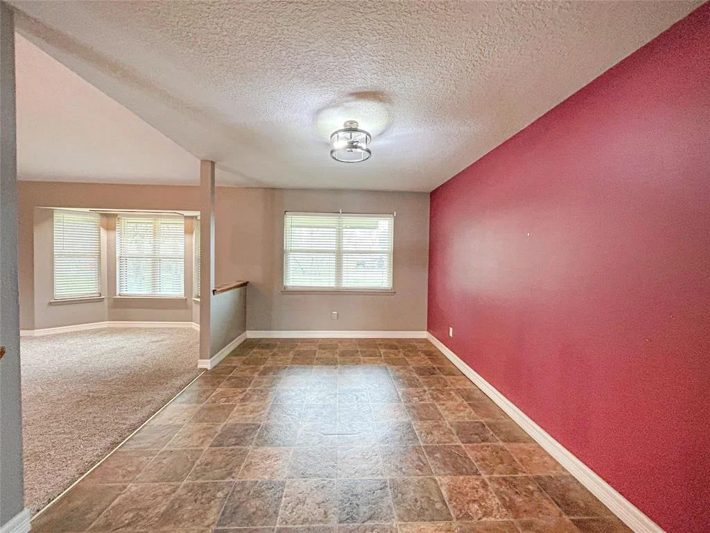 Photo of 302 Buffalo Trail