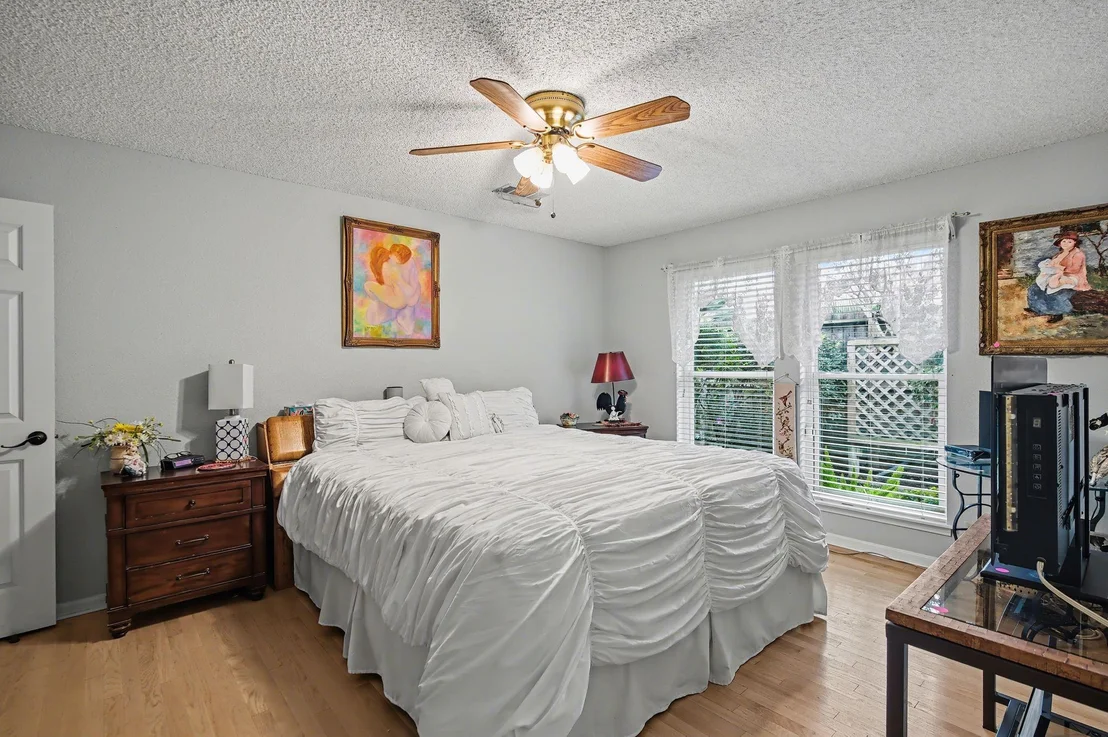 Photo of 2903 Fontana Drive