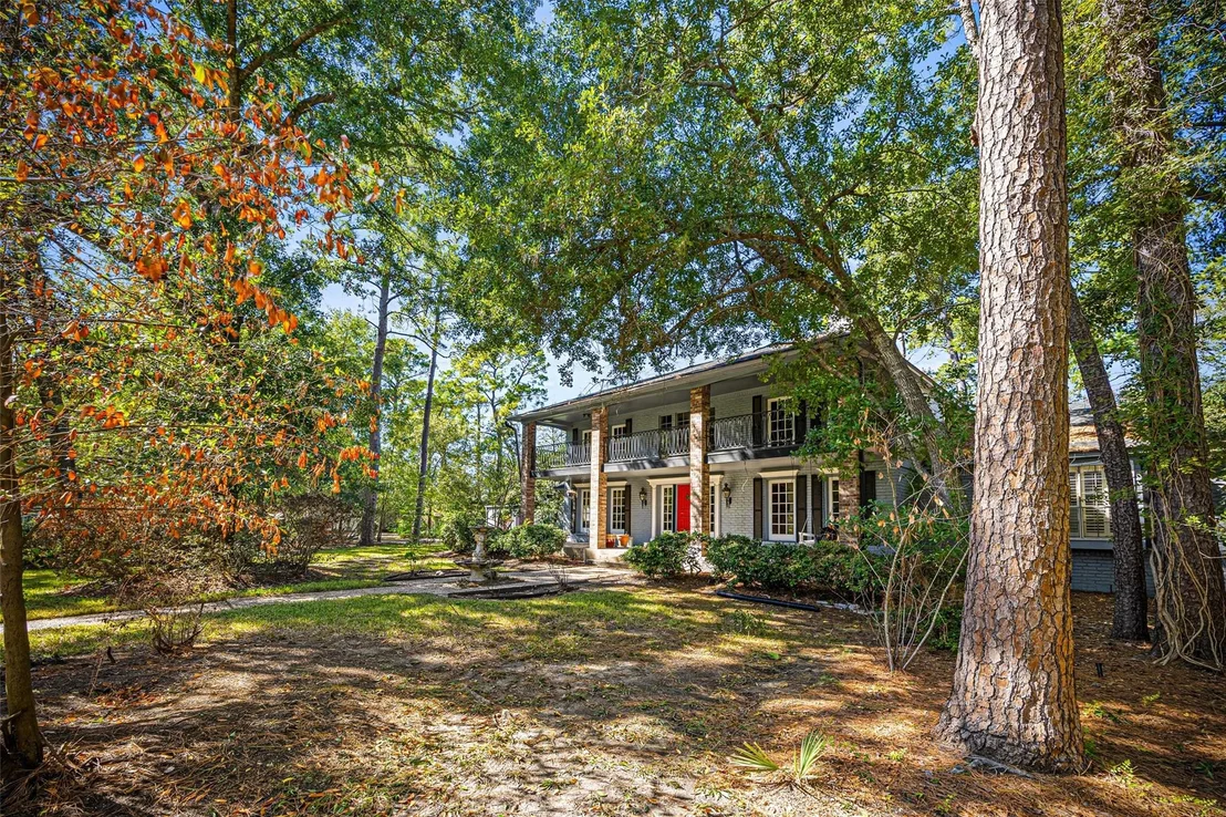 Photo of 1906 Castlerock Drive