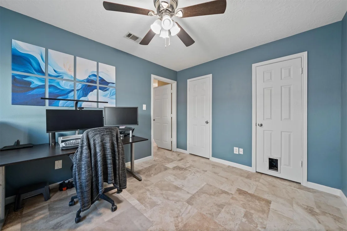 Photo of 2516 Village Circle Drive