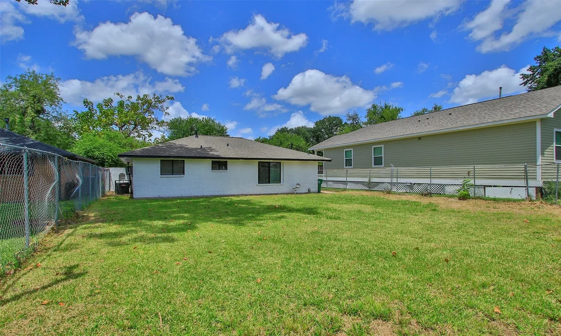 Photo of 11058 Vailview Drive
