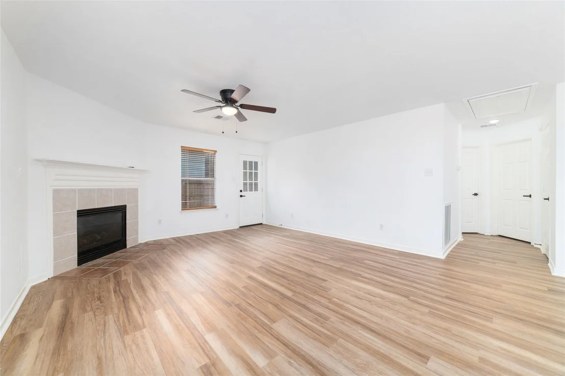 Photo of 21911 Willow Shade Lane