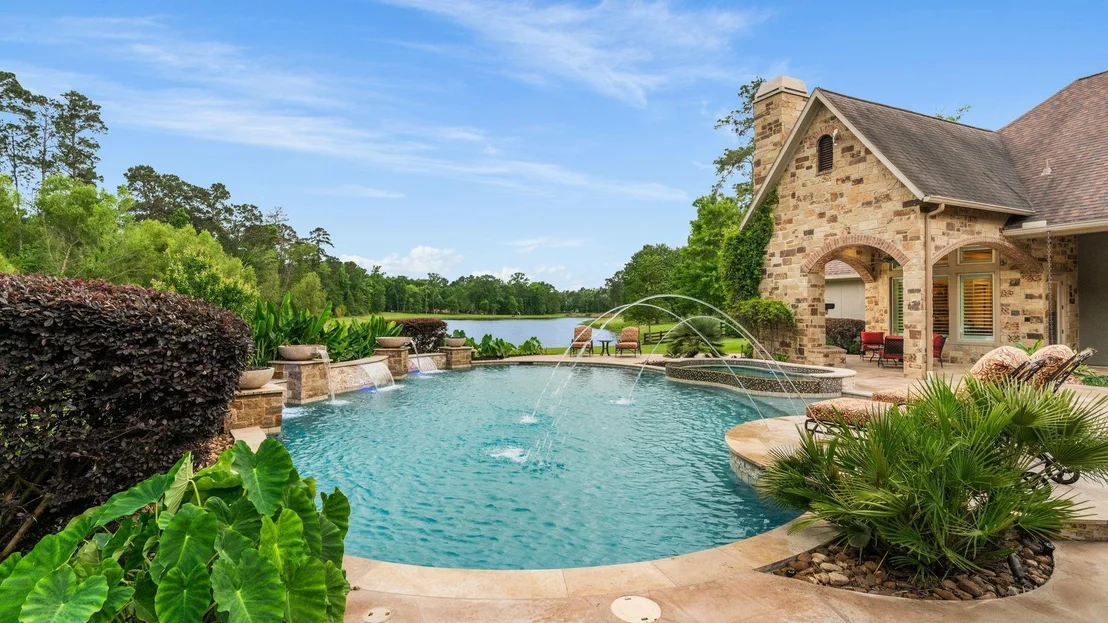 Photo of 6926 Comanche Bend