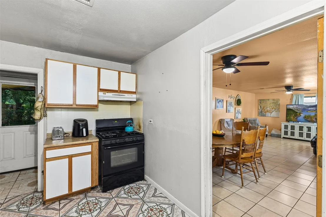Photo of 211 Crescent Drive