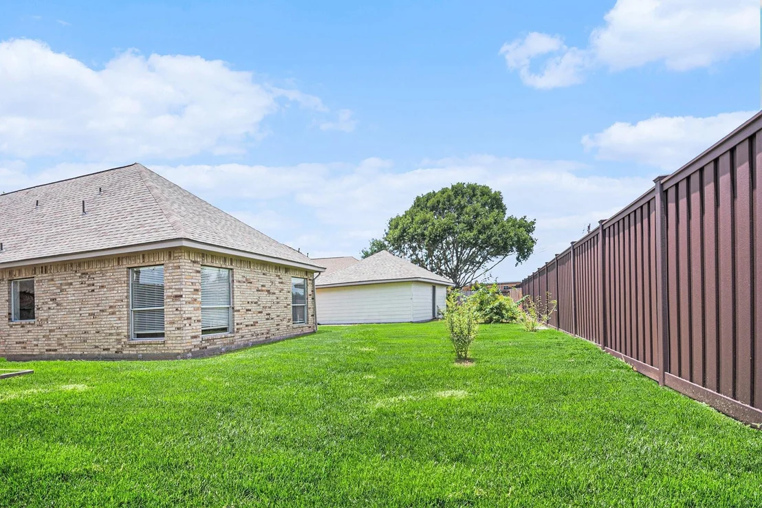 Photo of 7643 Rainbow Bend Drive