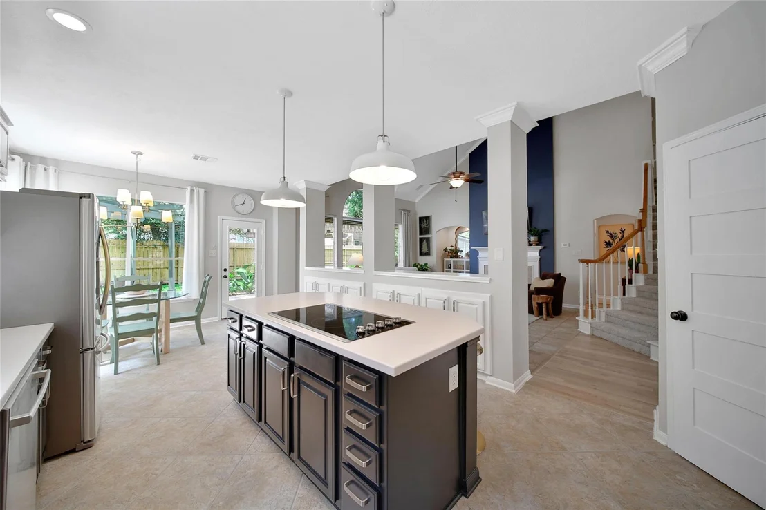 Photo of 43 E Sandalbranch Circle