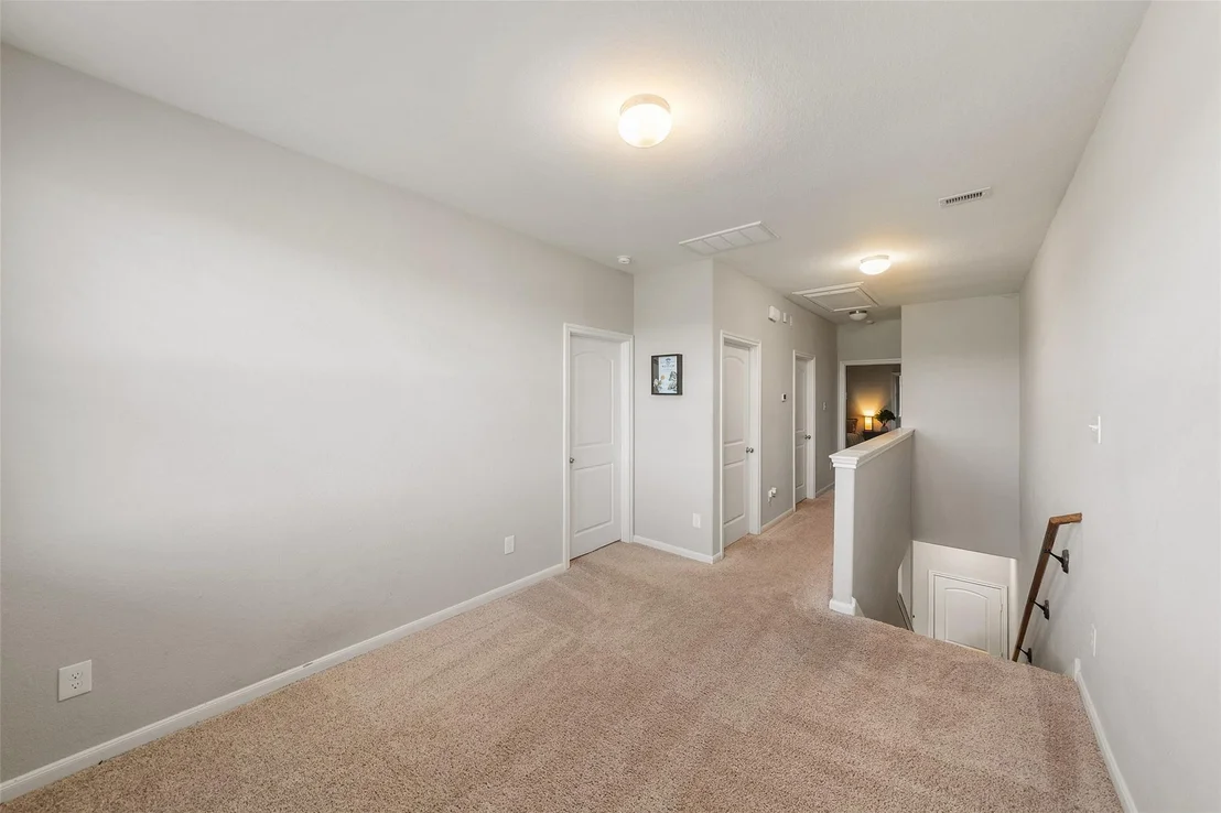 Photo of 215 Biltmore Loop