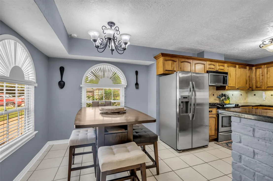 Photo of 21807 Meadowhill Drive