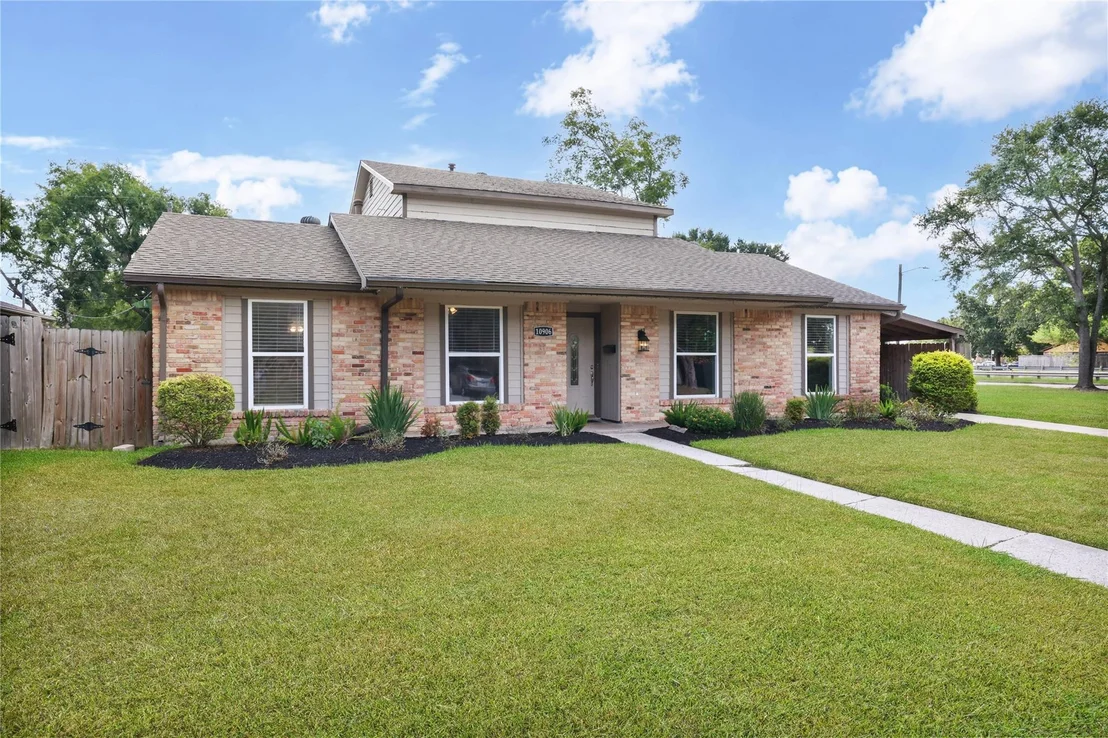 Photo of 10906 Sagecrest Lane
