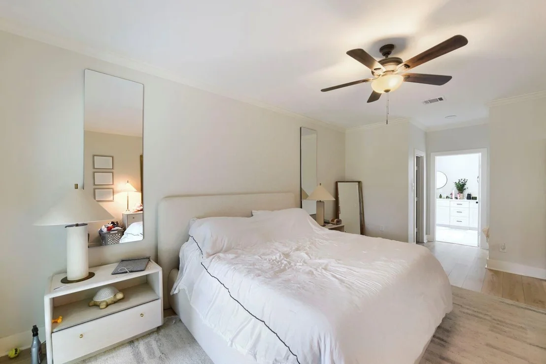 Photo of 1022 Crossroads Drive