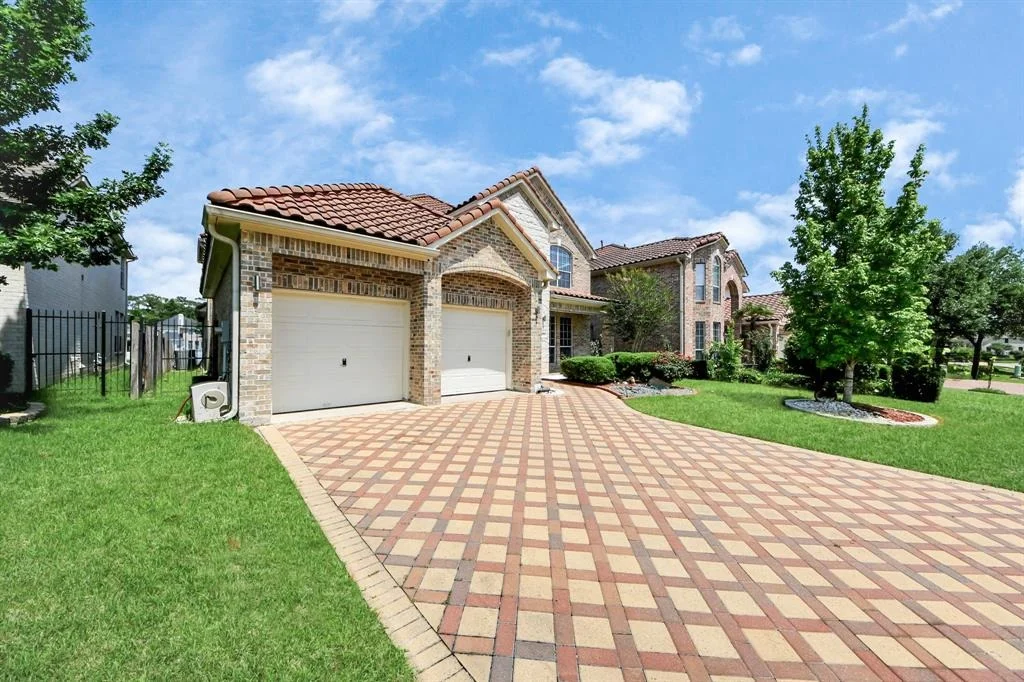 Photo of 12026 Auckland Point