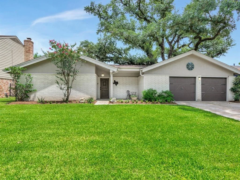 Photo of 11306 Valley Stream Drive