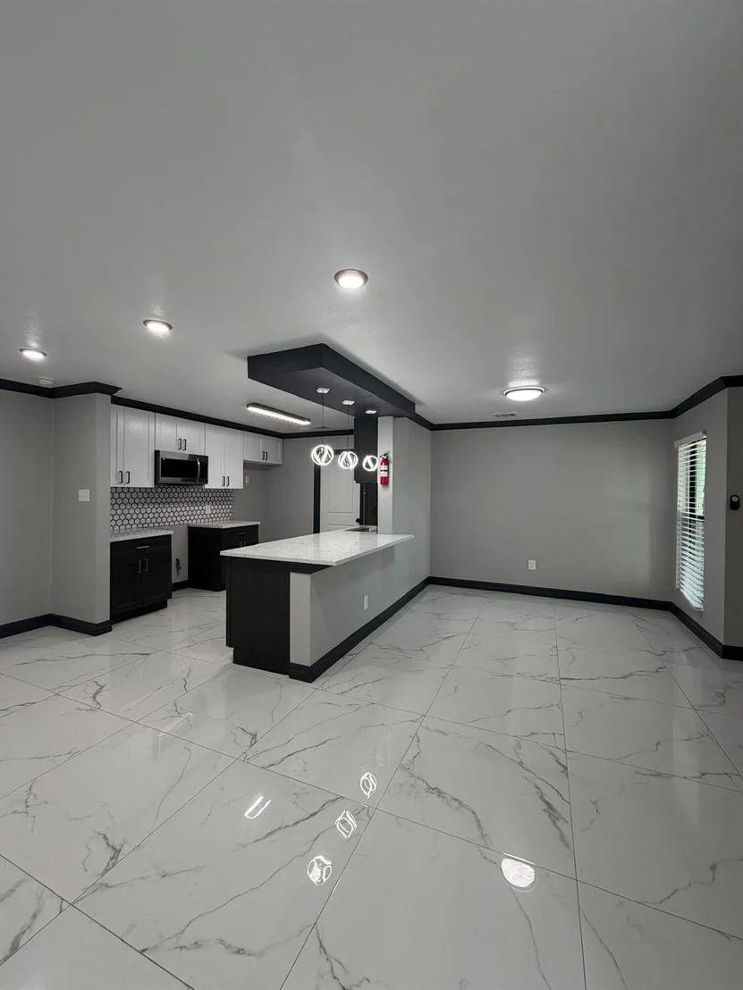 Photo of 10403 Glenkirk Drive
