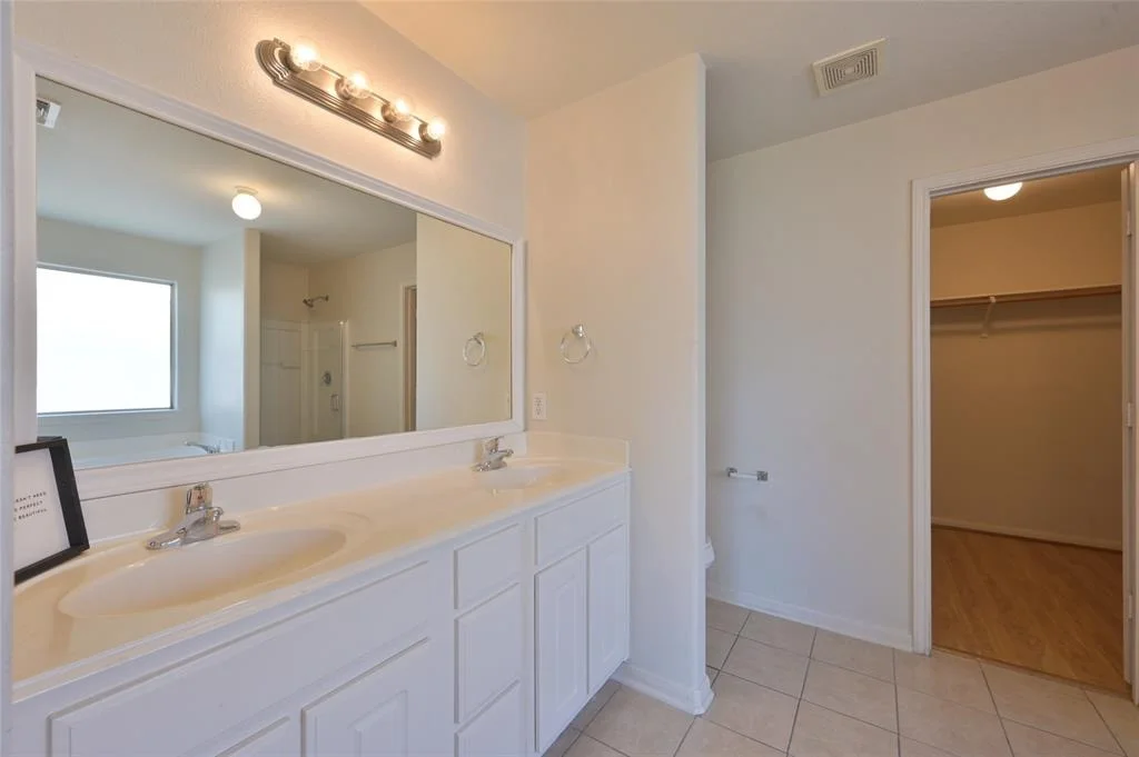 Photo of 28914 Trinity River Drive