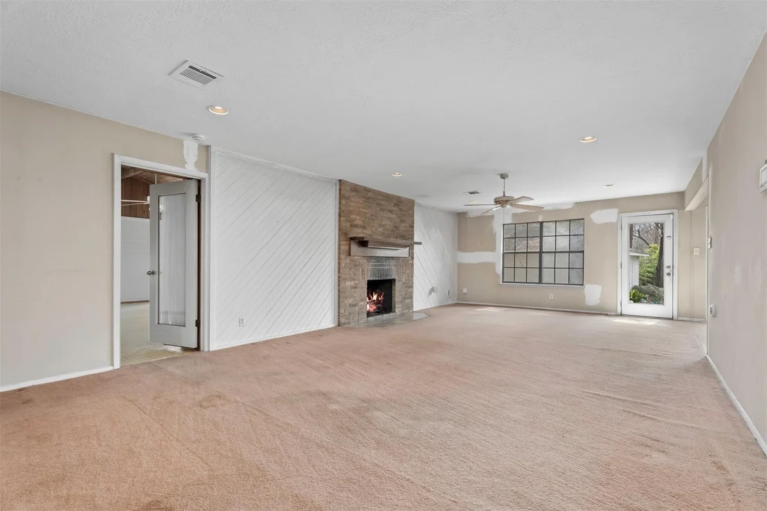 Photo of 2322 Shadow Glen
