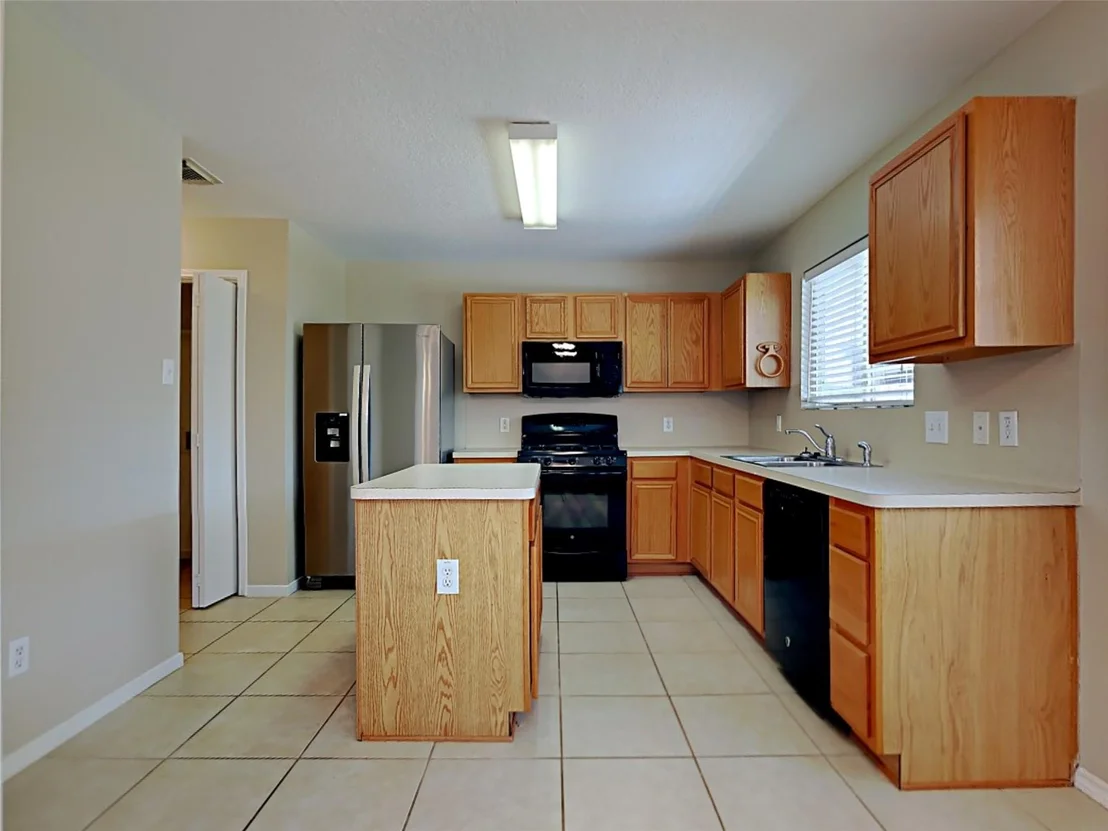 Photo of 7318 Foxshadows Lane