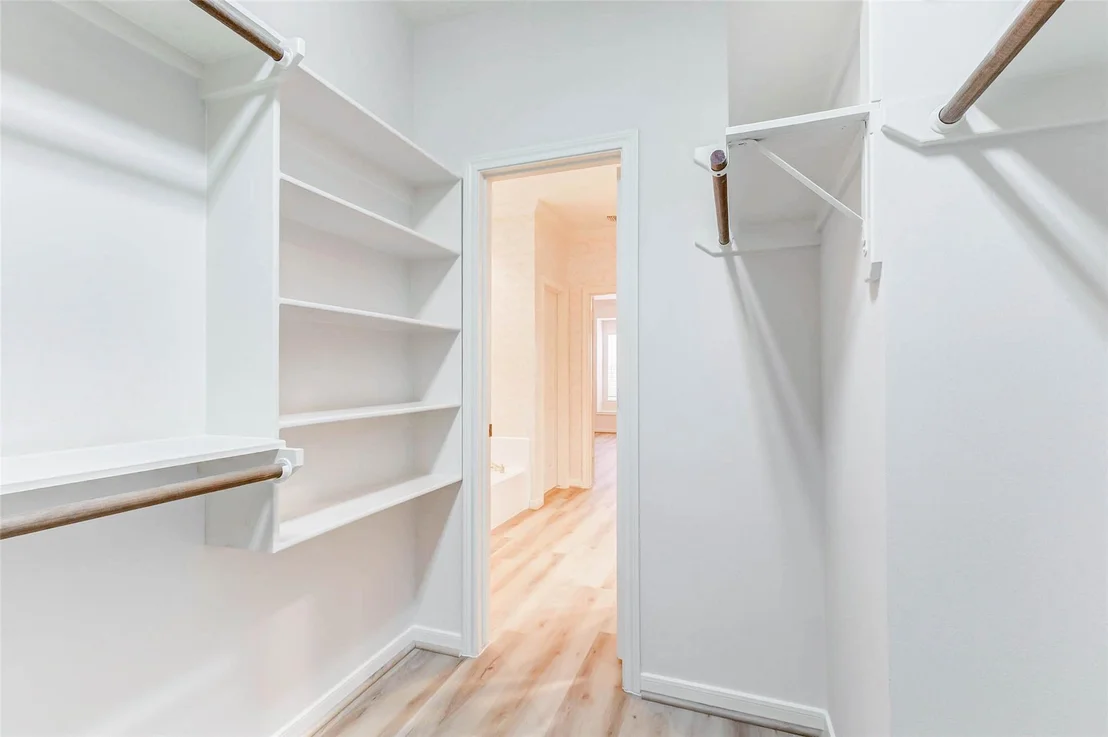 Photo of 4418 Bermuda Drive