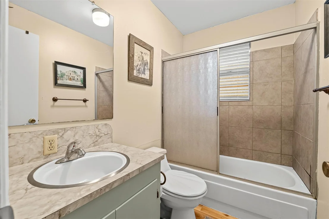 Photo of 439 Lakeview Harbor