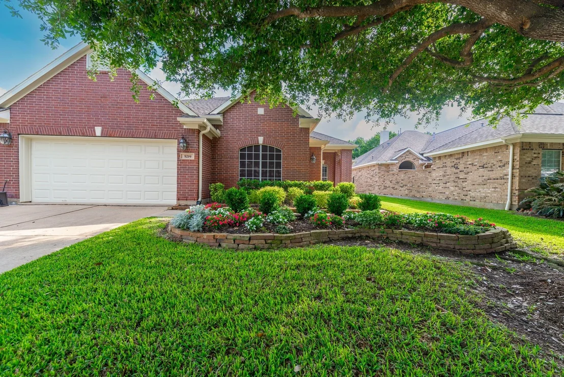 Photo of 5219 Colonial Park Lane