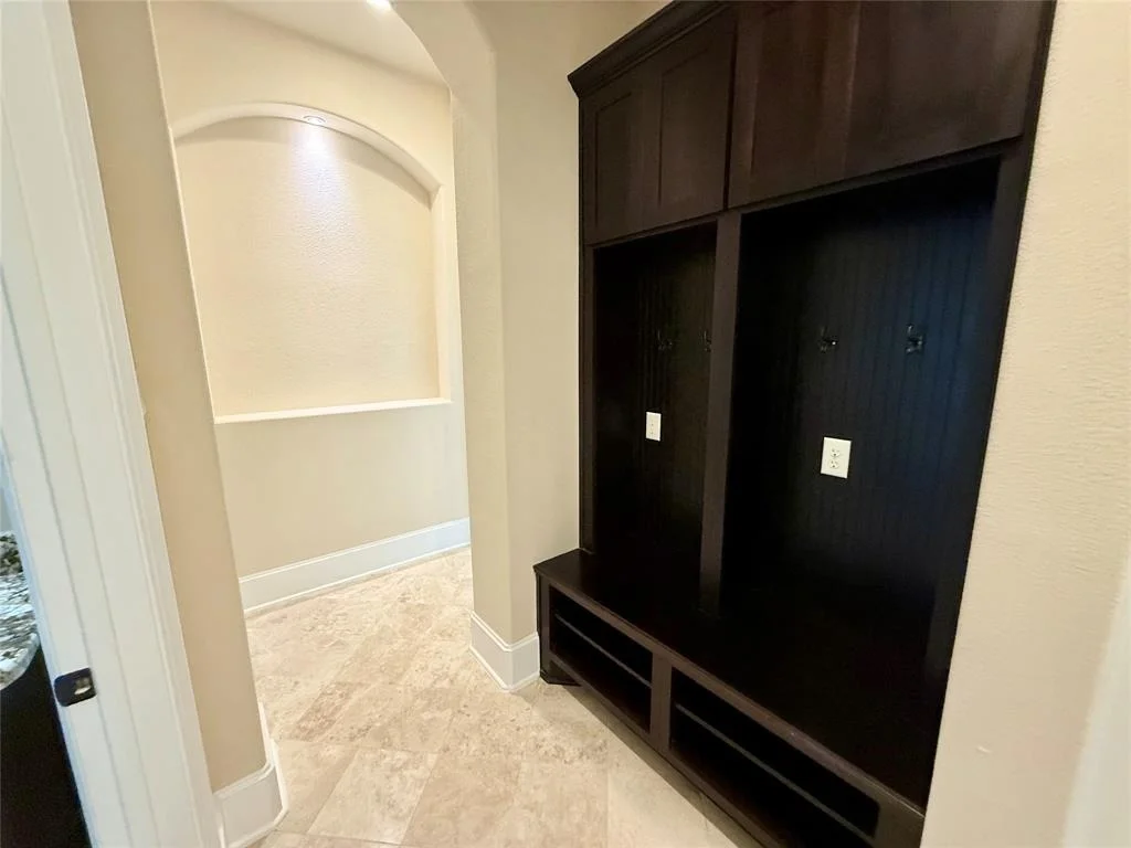 Photo of 25627 Fleming Lodge Lane