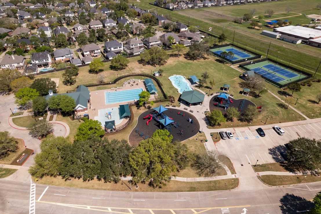 Photo of 2823 Irvington Drive