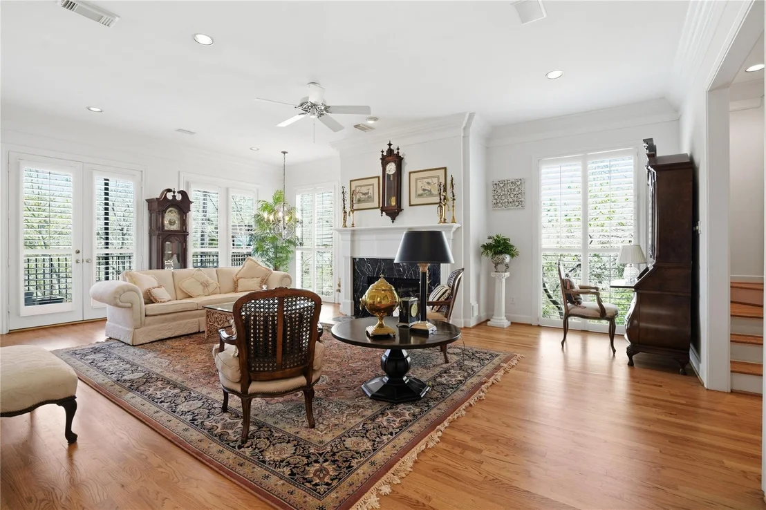 Photo of 285 Sugarberry Circle