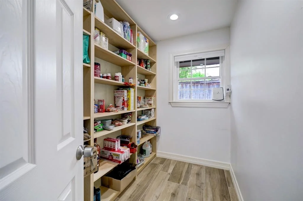 Photo of 4931 Glenmeadow Drive