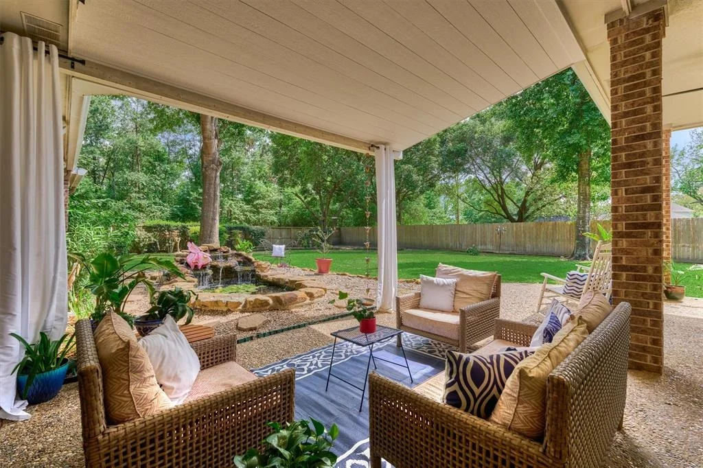 Photo of 23010 Hampton Forest Lane